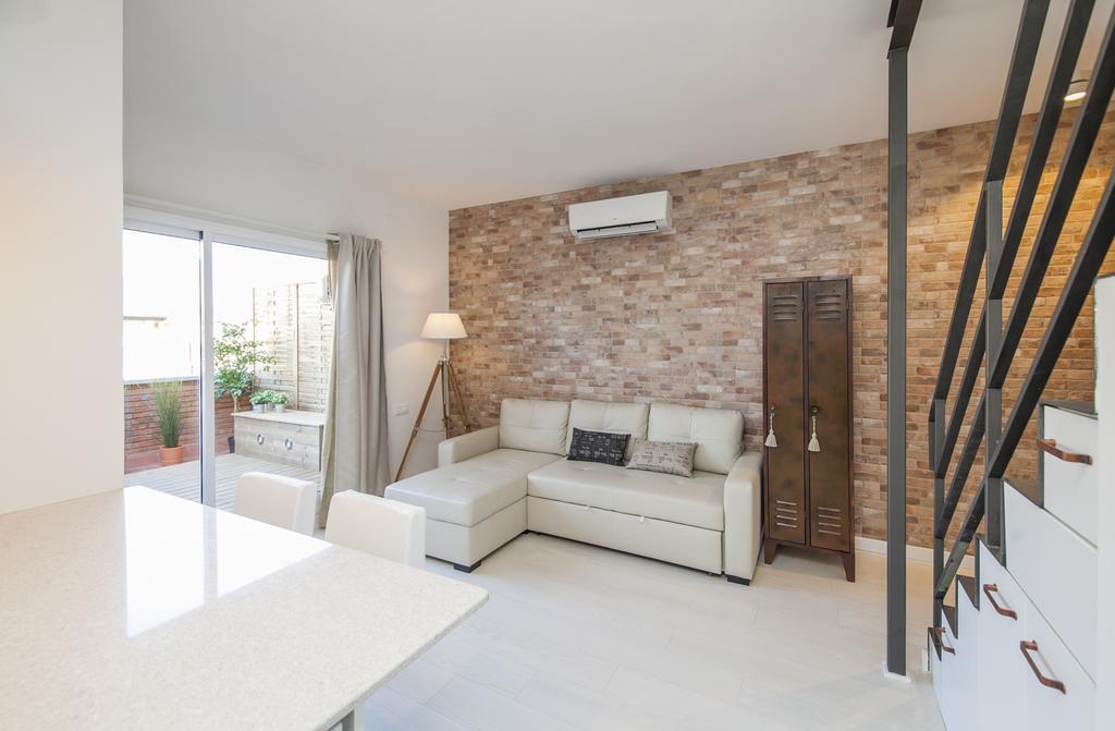 Barcelona Penthouse Private Terrace Sustainable Stay Keyless Access Eksteriør bilde