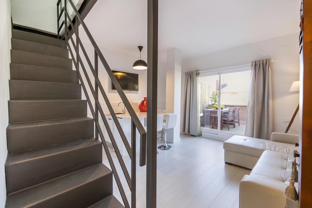 Barcelona Penthouse Private Terrace Sustainable Stay Keyless Access Eksteriør bilde