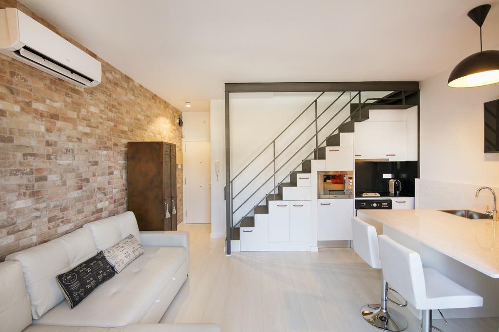 Barcelona Penthouse Private Terrace Sustainable Stay Keyless Access Eksteriør bilde